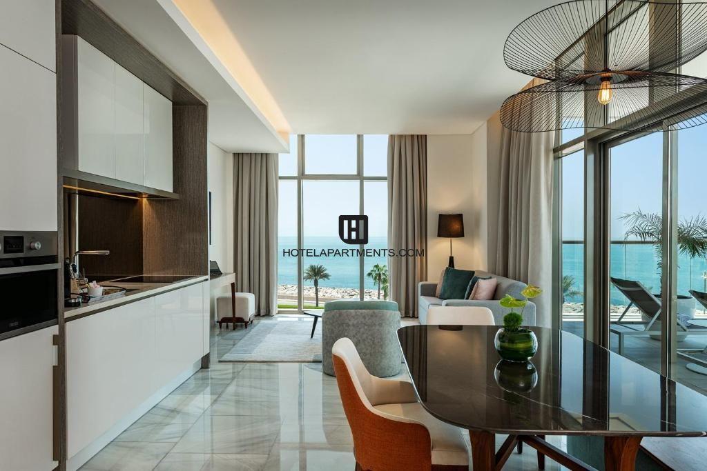 Two Bedroom Apartment Sea View - Palm View